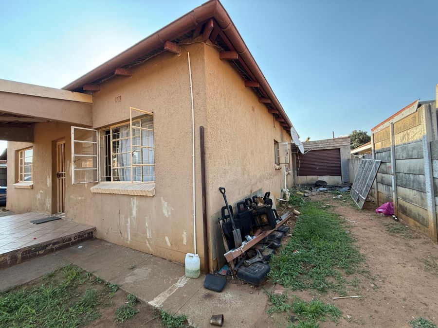 3 Bedroom Property for Sale in Oos Einde North West